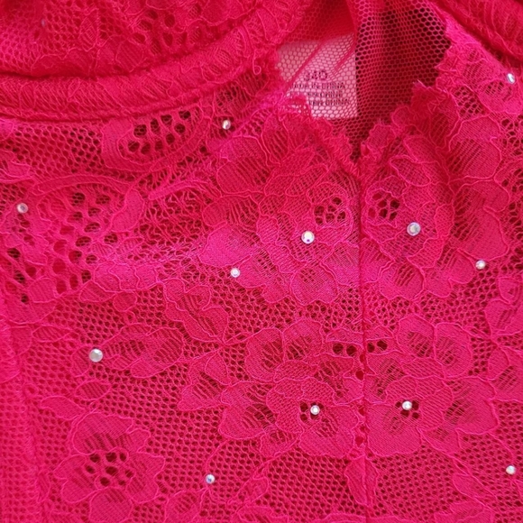 Red Victoria's secret corset - Picture 4 of 5